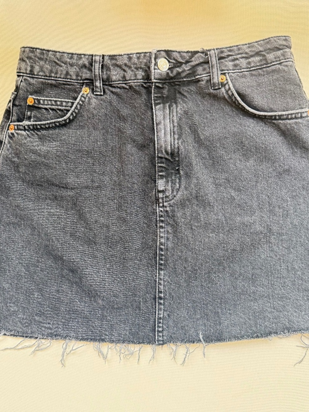 Nordstrom Topshop Washed Black Gray Denim Mini Skirt Jean Raw Hem 8 Grunge Punk